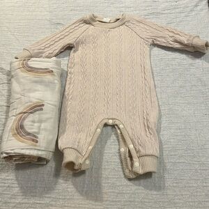 KNIT JUMPER WITH MUSLIN RAINBOW SWADDLE